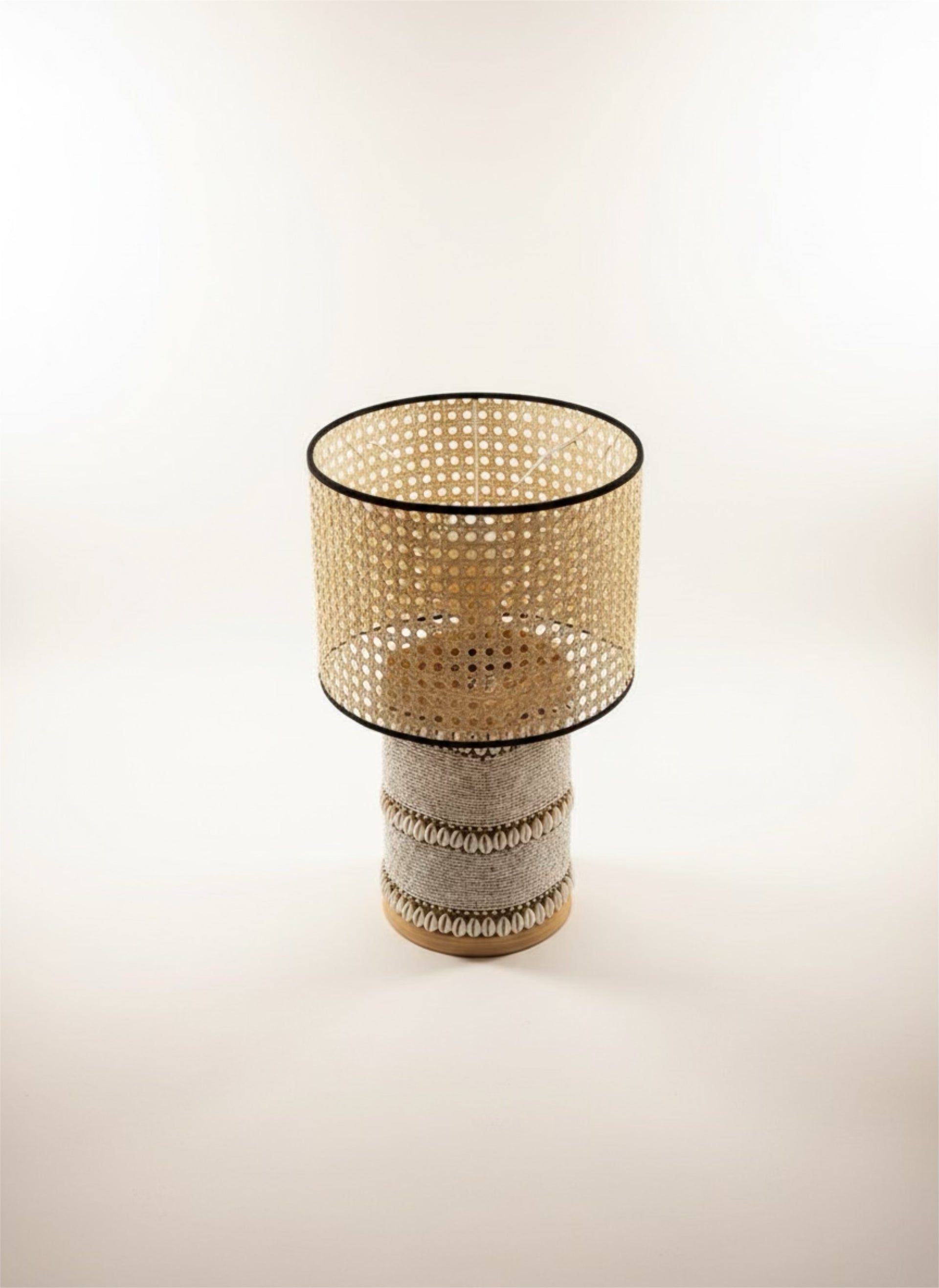 Doğal Hasır Abajur – Boho Tasarım