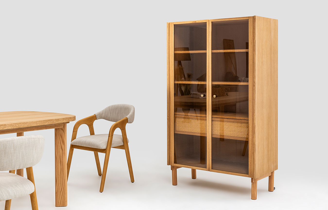 Using Solid Wood in Minimalist Decoration